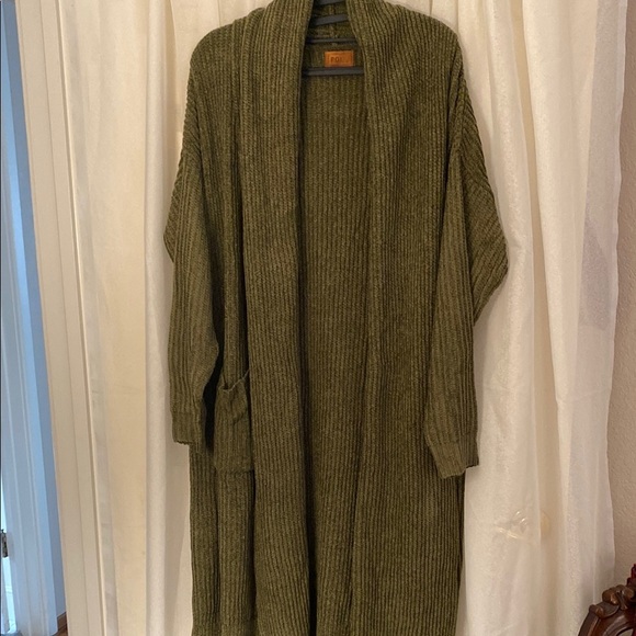POL Olive Green Long Ribbed Cardigan - Picture 1 of 3